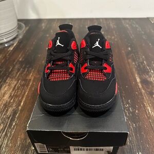JORDAN RETRO 4 TODDLER SIZE 9